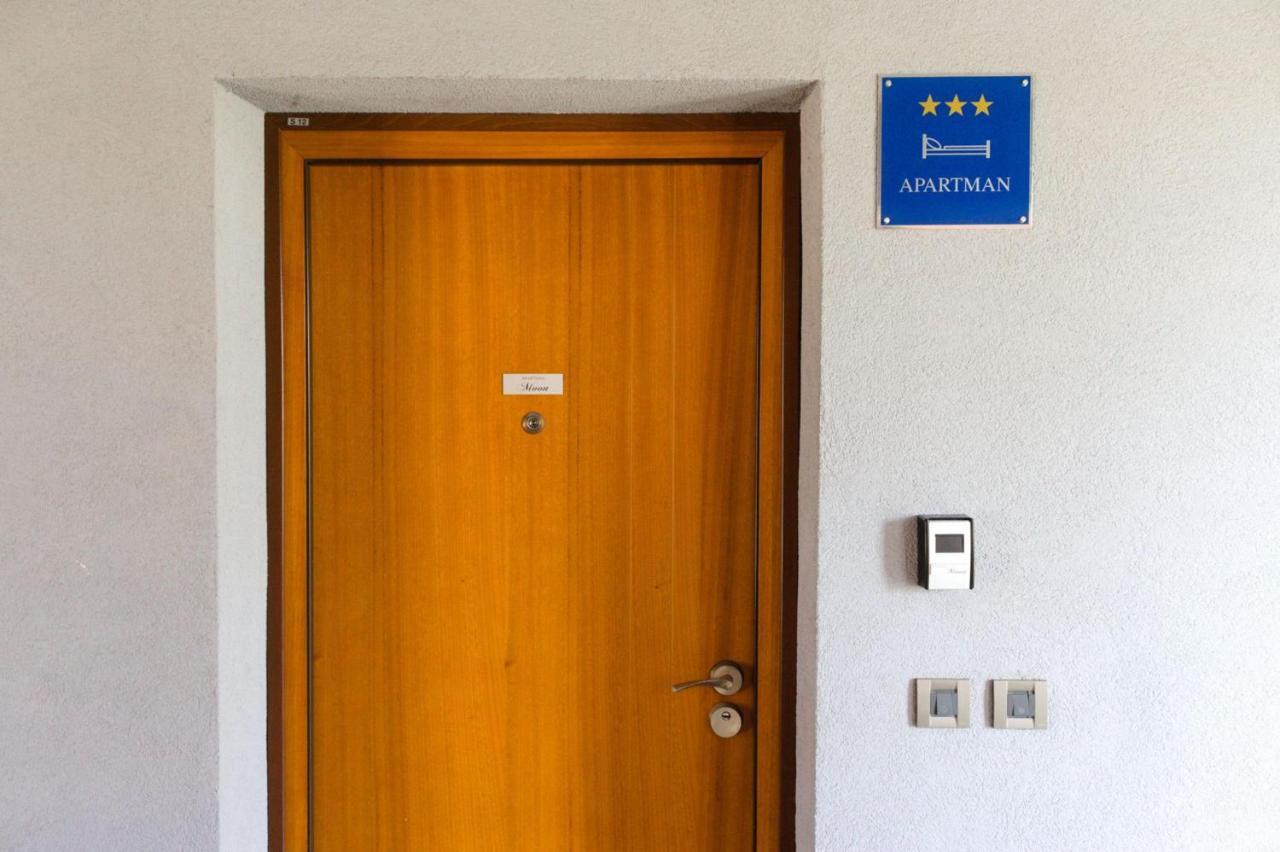 Apartment Moon Rovinj Exterior foto
